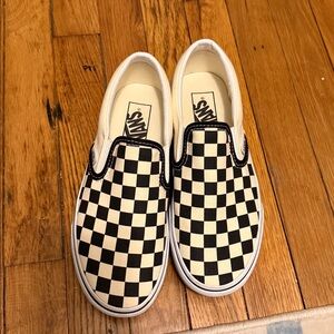 Vans Classic Checkered slip on
Stackform Sneaker